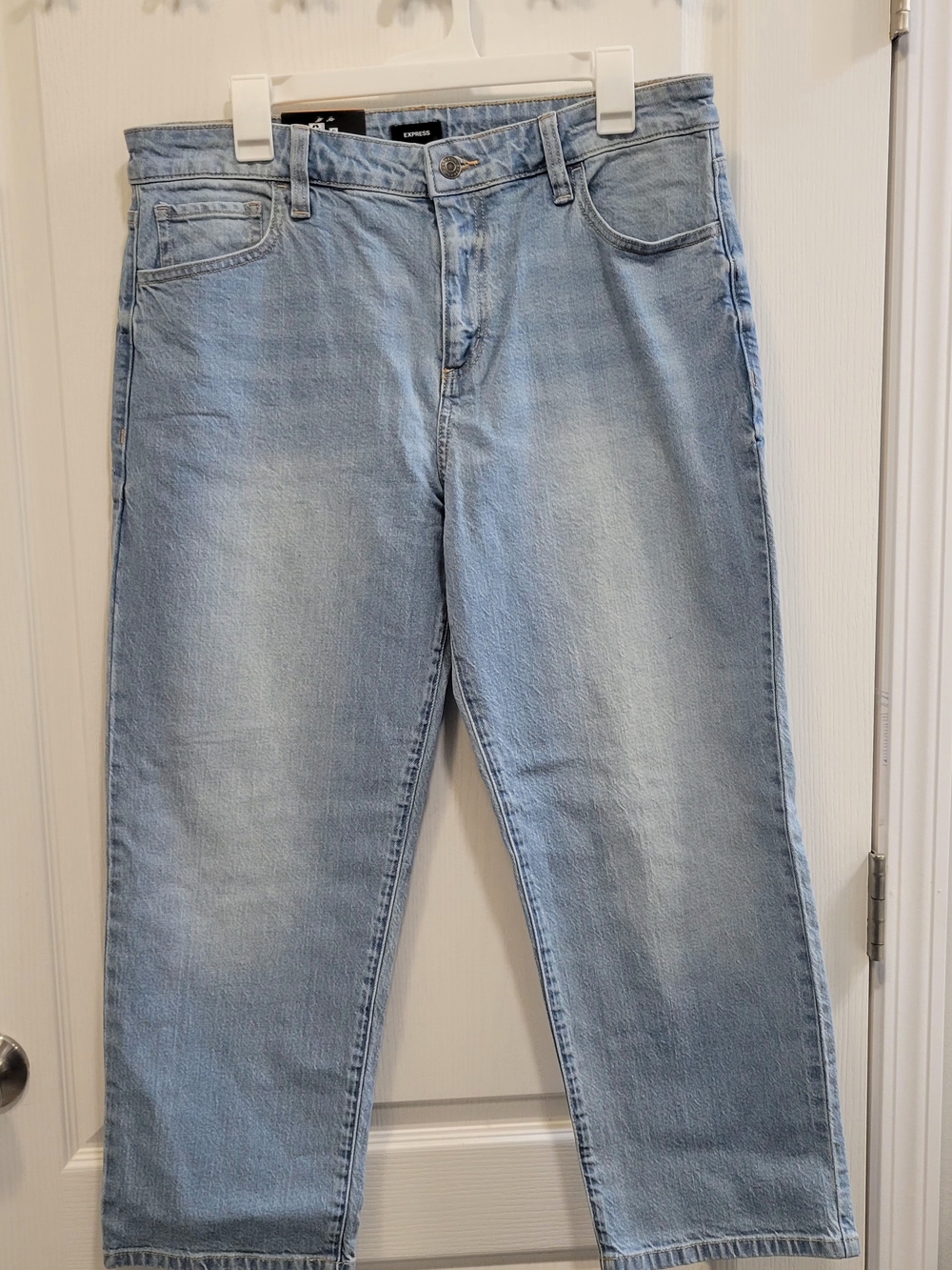 Express Woman's Straight Jeans in Light Blue Wash